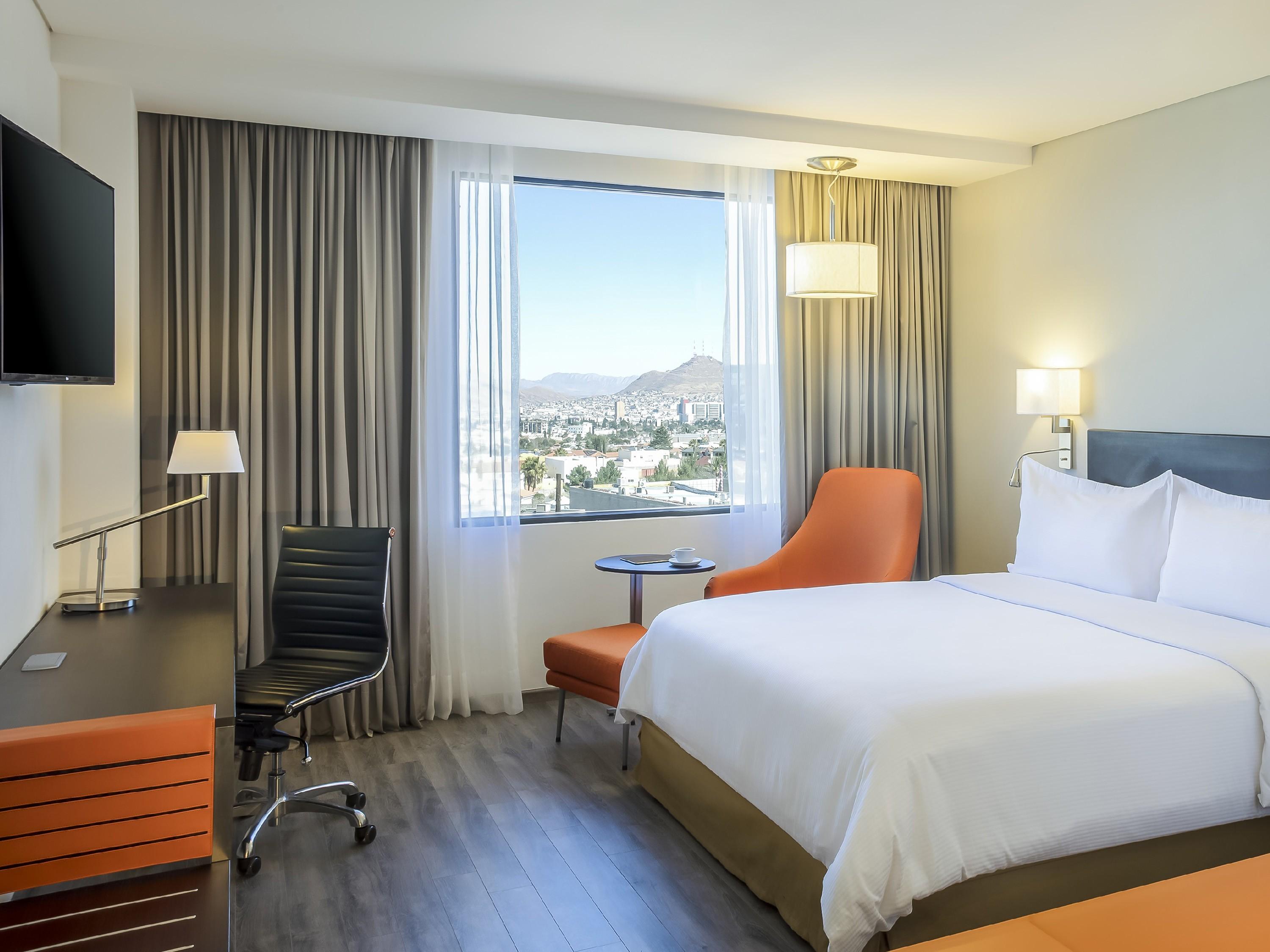 Fiesta Inn Guadalajara Aeropuerto Las Pintas Екстер'єр фото