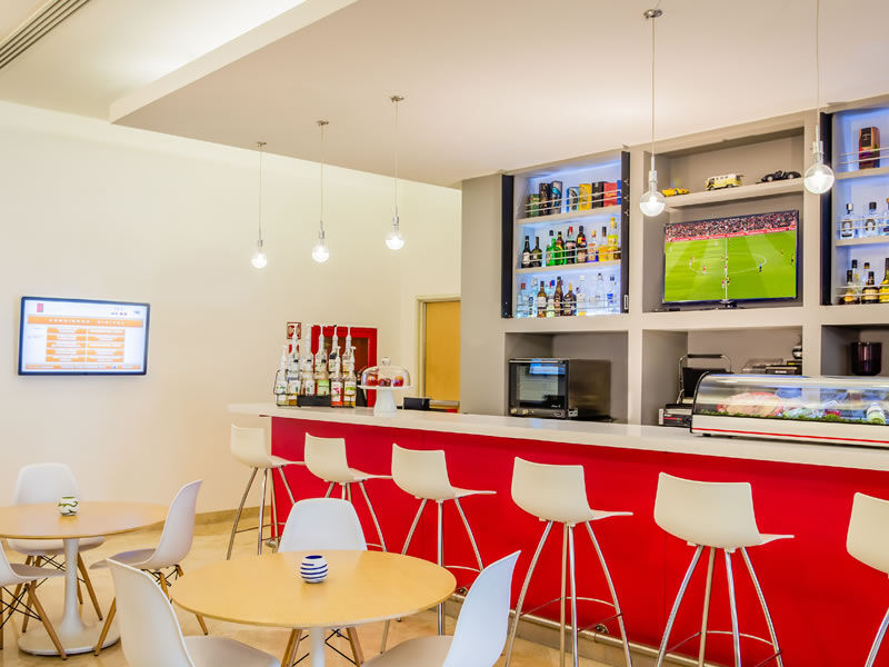 Fiesta Inn Guadalajara Aeropuerto Las Pintas Екстер'єр фото